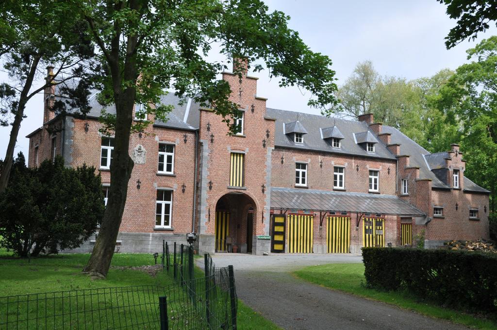 Lozerkasteel Hotell Kruishoutem Exteriör bild